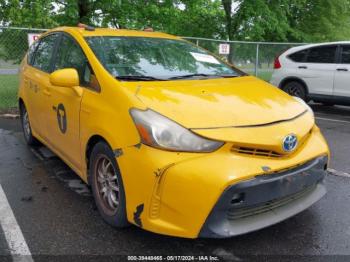  Salvage Toyota Prius v