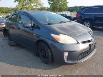  Salvage Toyota Prius