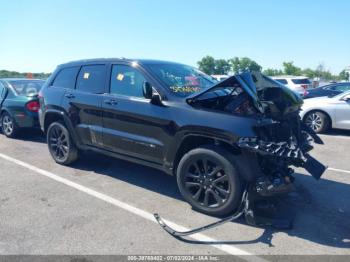  Salvage Jeep Grand Cherokee