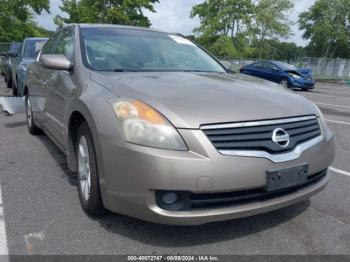  Salvage Nissan Altima