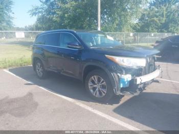  Salvage Toyota Highlander