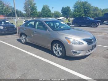  Salvage Nissan Altima