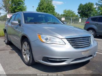  Salvage Chrysler 200