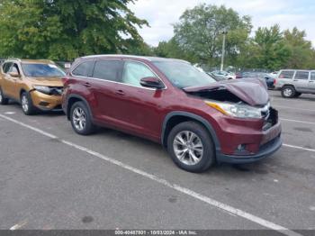  Salvage Toyota Highlander