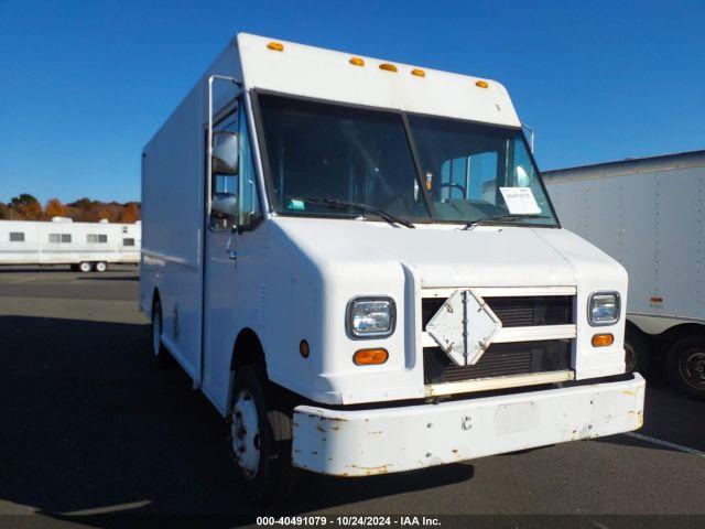  Salvage Freightliner Chassis