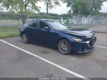  Salvage Mazda Mazda3