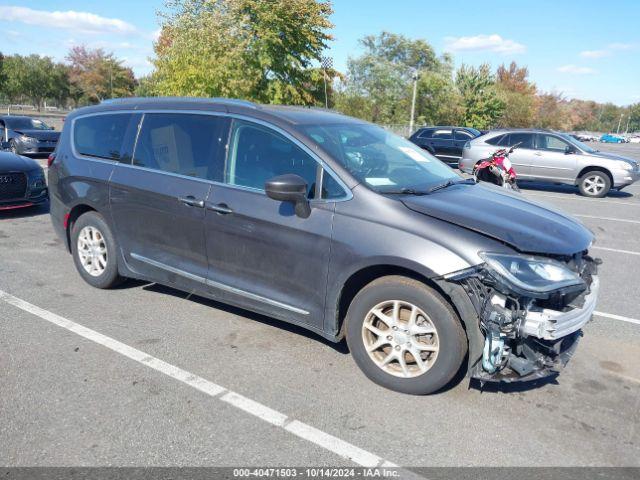  Salvage Chrysler Pacifica