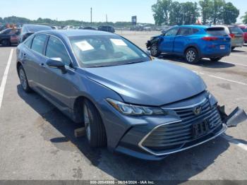  Salvage Toyota Avalon