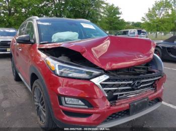  Salvage Hyundai TUCSON