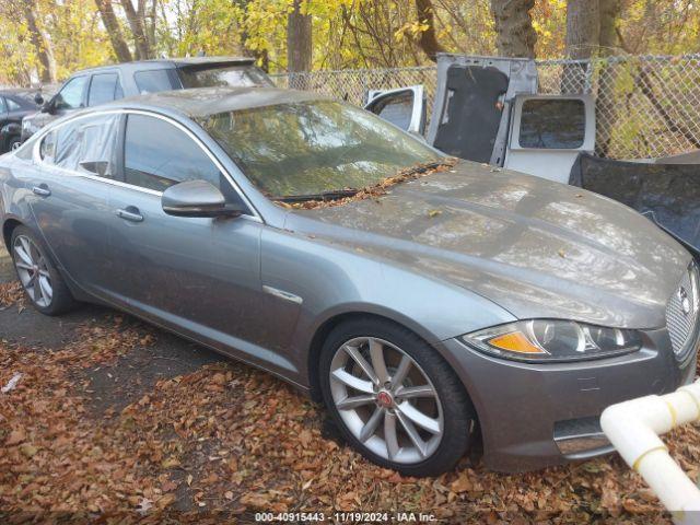  Salvage Jaguar XF