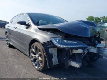  Salvage Chrysler 200