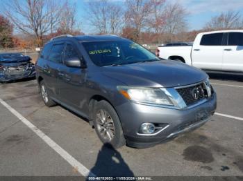  Salvage Nissan Pathfinder