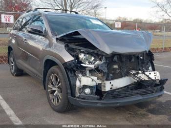  Salvage Toyota Highlander