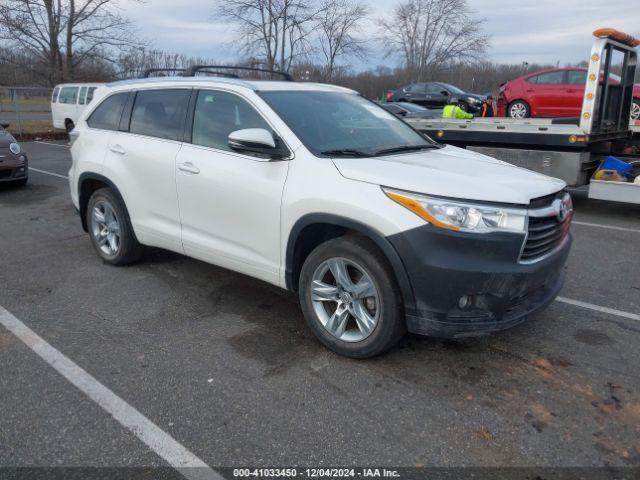  Salvage Toyota Highlander