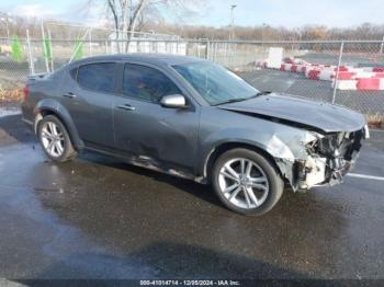  Salvage Dodge Avenger