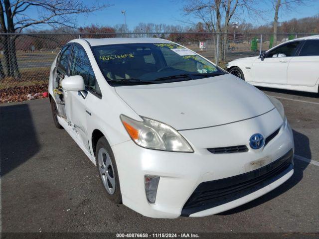  Salvage Toyota Prius