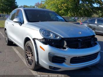  Salvage Porsche Cayenne