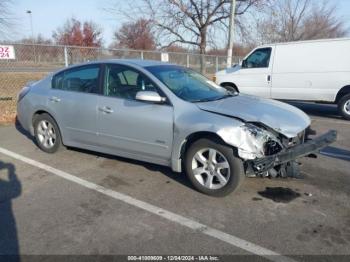  Salvage Nissan Altima