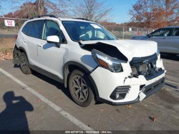  Salvage Subaru Forester