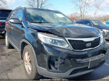  Salvage Kia Sorento