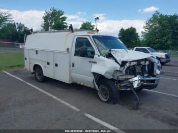  Salvage Ford E-350