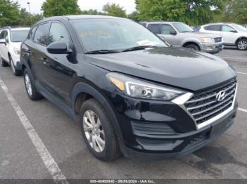  Salvage Hyundai TUCSON