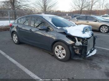  Salvage Kia Forte