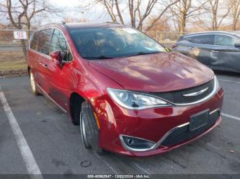  Salvage Chrysler Pacifica