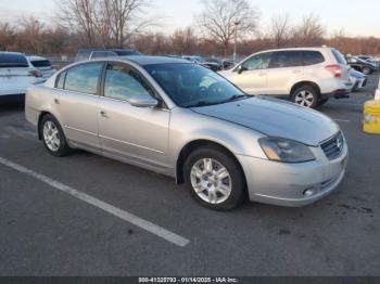  Salvage Nissan Altima