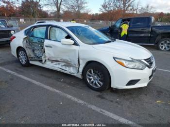  Salvage Nissan Altima