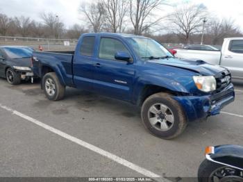  Salvage Toyota Tacoma