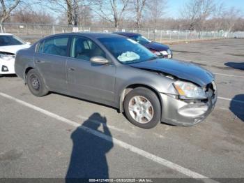  Salvage Nissan Altima