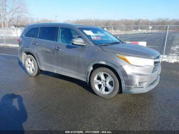  Salvage Toyota Highlander