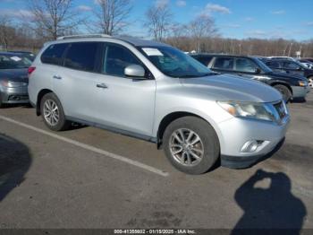  Salvage Nissan Pathfinder