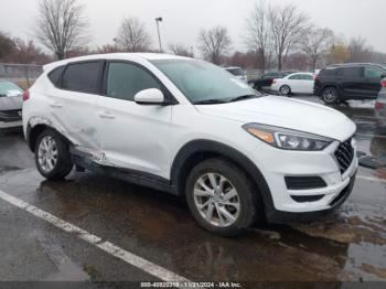  Salvage Hyundai TUCSON