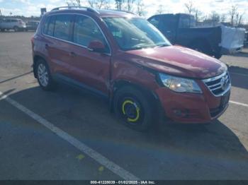  Salvage Volkswagen Tiguan