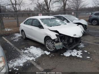  Salvage Toyota Camry