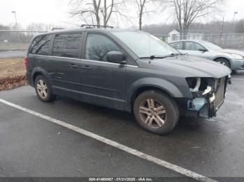  Salvage Dodge Grand Caravan