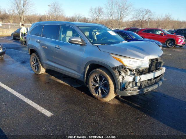  Salvage Toyota Highlander