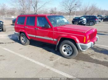  Salvage Jeep Cherokee