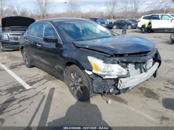  Salvage Nissan Altima