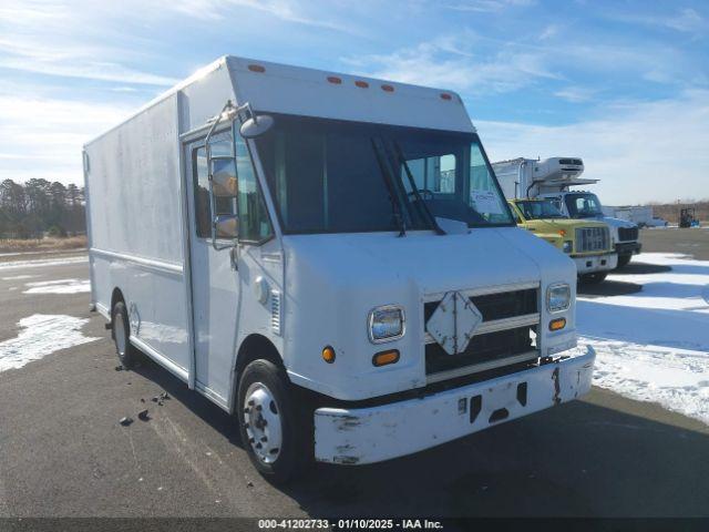  Salvage Freightliner Chassis