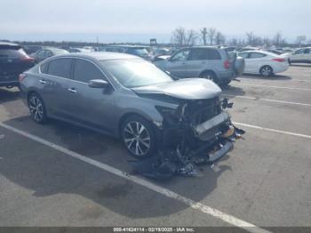  Salvage Nissan Altima