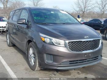  Salvage Kia Sedona