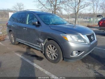  Salvage Nissan Pathfinder