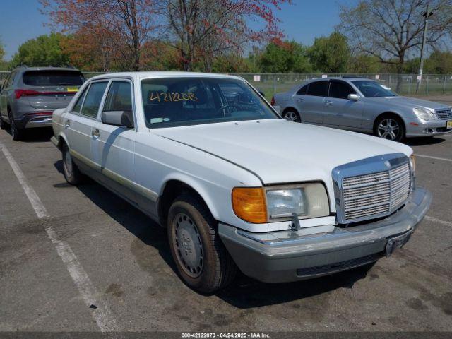  Salvage Mercedes-Benz 560