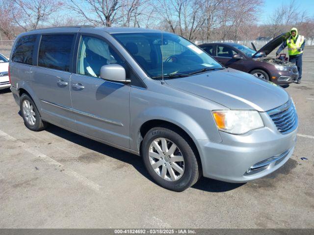  Salvage Chrysler Town & Country