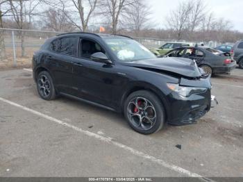  Salvage Alfa Romeo Stelvio