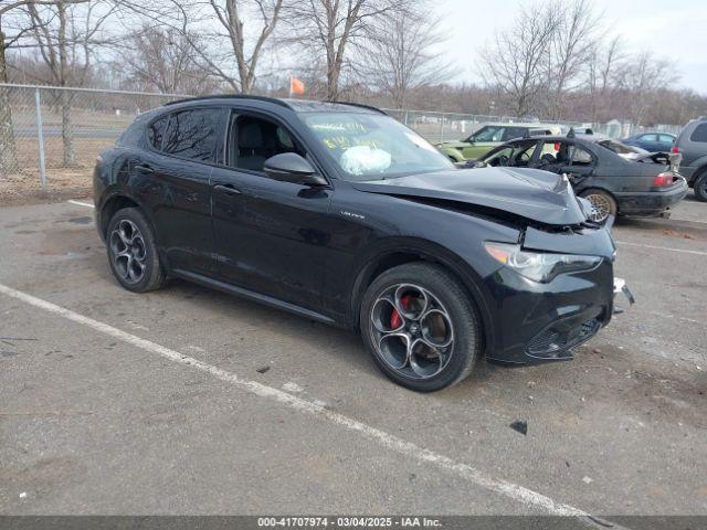  Salvage Alfa Romeo Stelvio