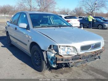 Salvage Volvo S40
